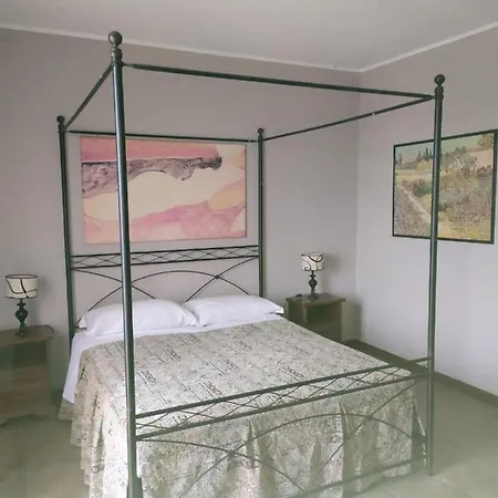 La Terrazza Del Barbaresco Bed & Breakfast *