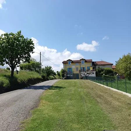 Alojamento de Acomodação e Pequeno-almoço La Terrazza Del Barbaresco