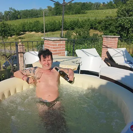 Panzió La Terrazza Del Barbaresco